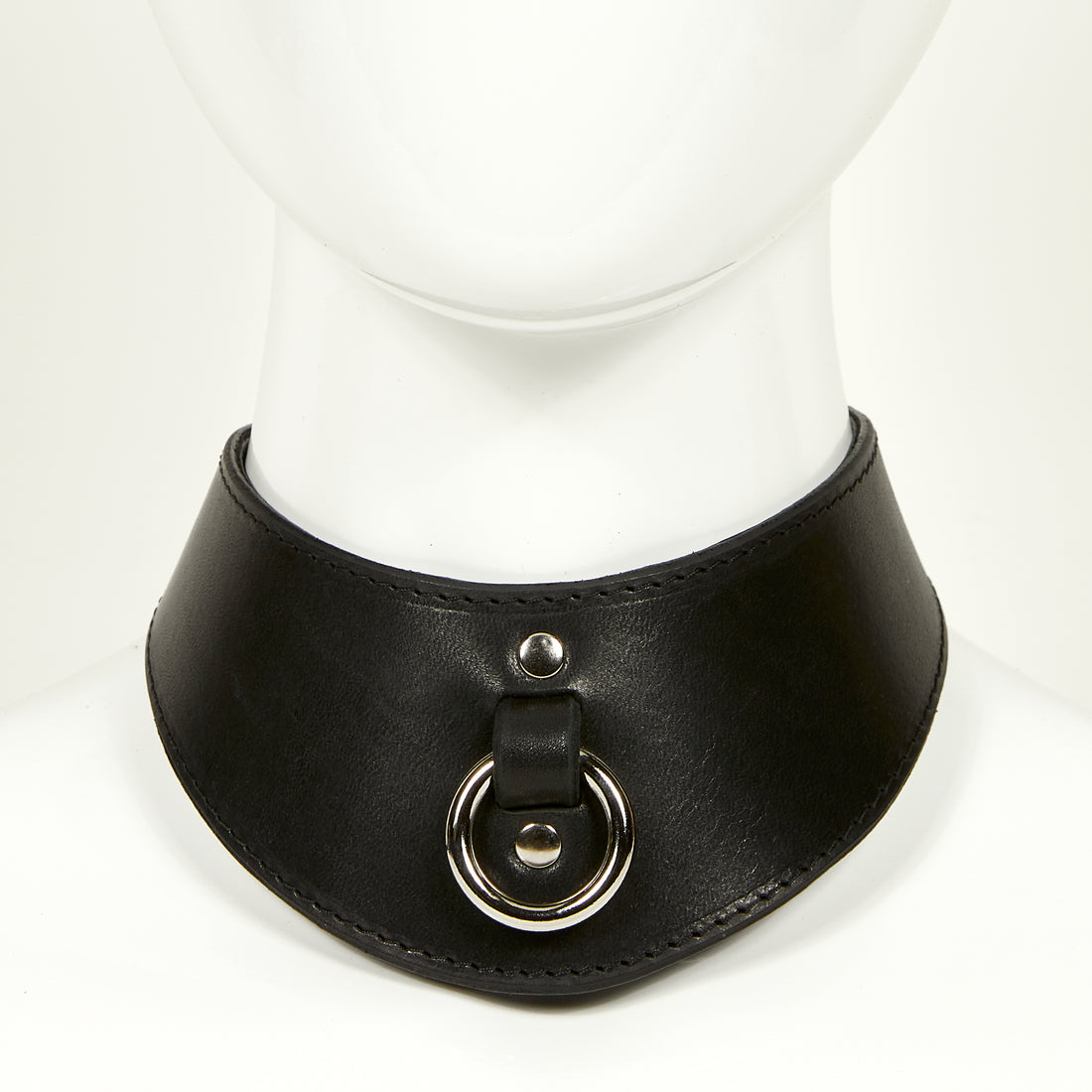 Naomi collar silver front