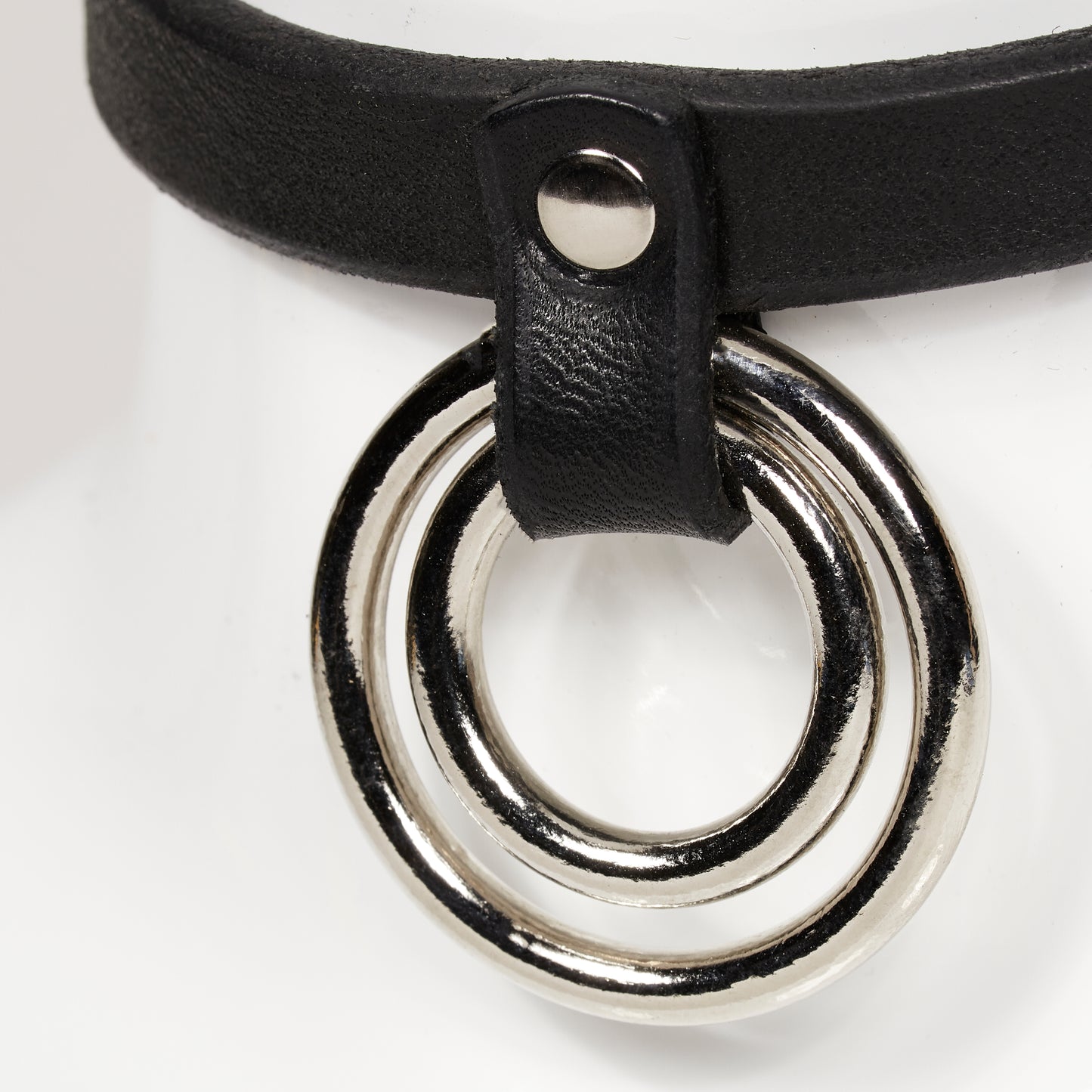 Erin choker closeup