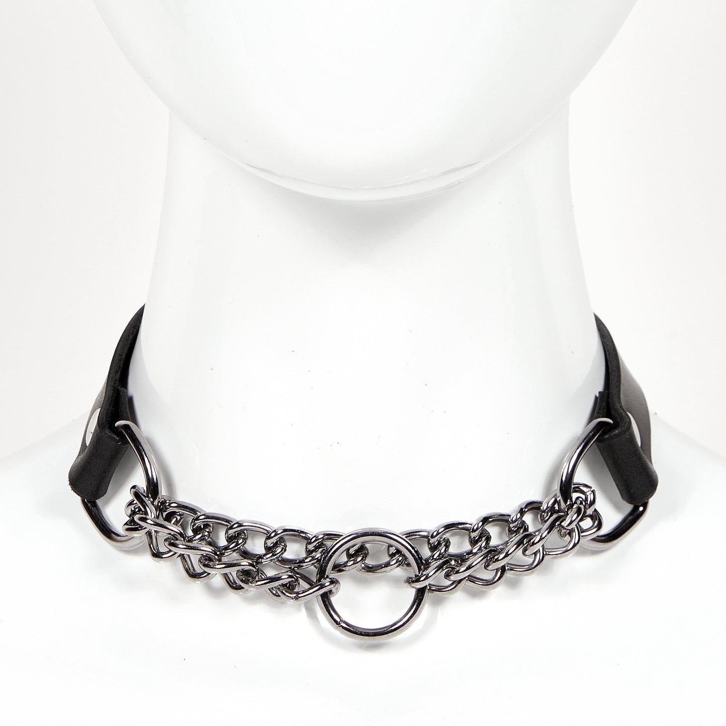 Martingale choker silver front